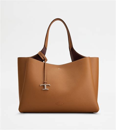 tod's bag in leather medium.